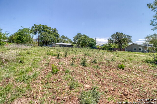 Image 7 of 7 For 314 Cherokee Dr