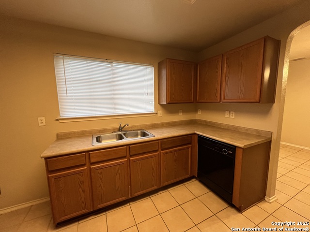 Image 13 of 31 For 6042 Kensinger