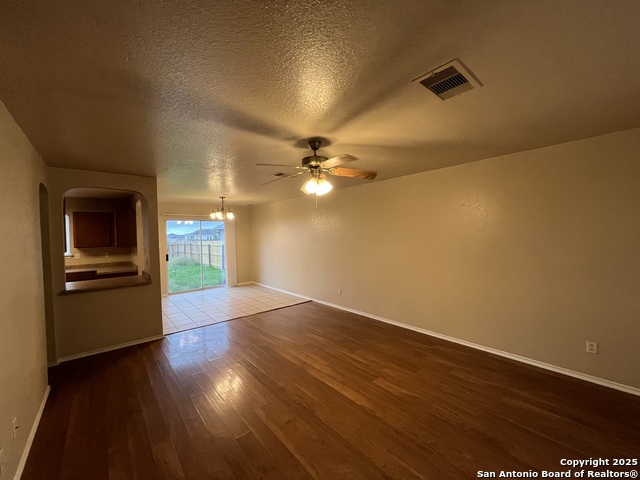 Image 6 of 31 For 6042 Kensinger