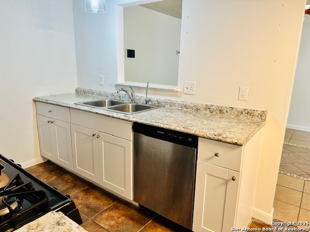 Image 5 of 28 For 5139 Sagamore