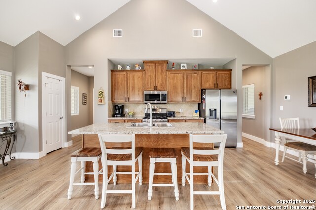 Image 44 of 71 For 233 N Fork  