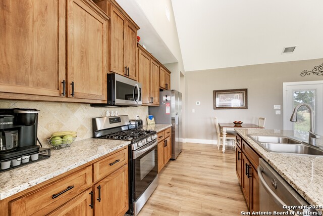 Image 47 of 71 For 233 N Fork  
