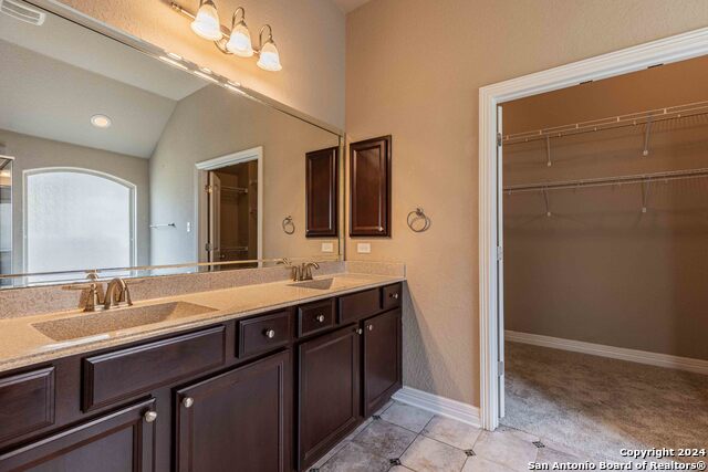 Image 31 of 44 For 8931 Highland Dawn