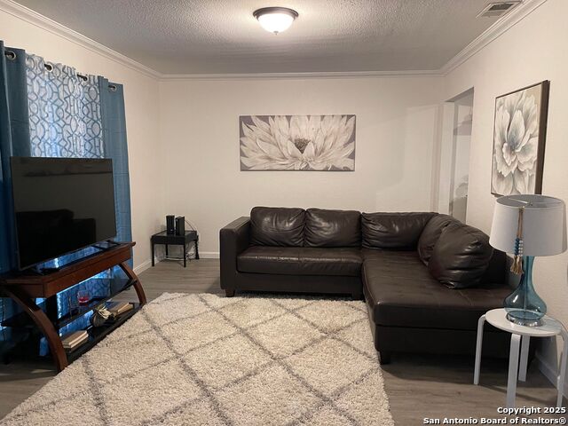 Image 13 of 19 For 101 Furlong Dr