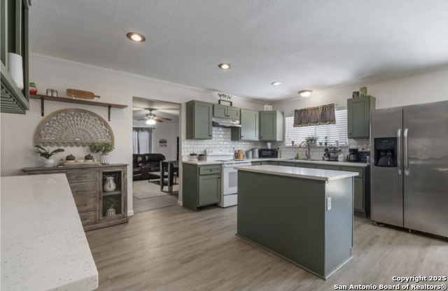 Image 4 of 19 For 101 Furlong Dr