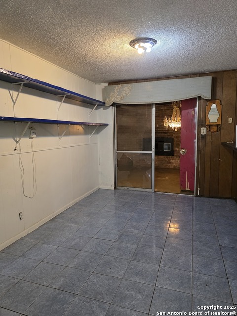 Image 4 of 13 For 2103 Chesterhill