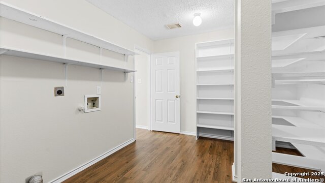 Image 11 of 24 For 8523 Park Olympia