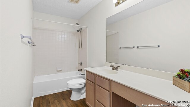 Image 14 of 24 For 8523 Park Olympia