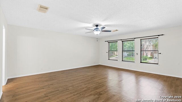 Image 16 of 24 For 8523 Park Olympia