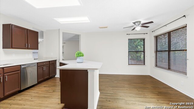 Image 9 of 24 For 8523 Park Olympia
