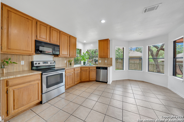 Image 8 of 23 For 9310 Jorwoods