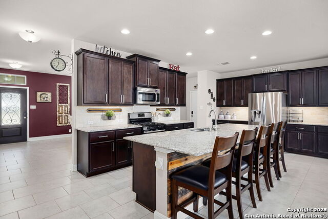 Image 15 of 57 For 124 White Rock