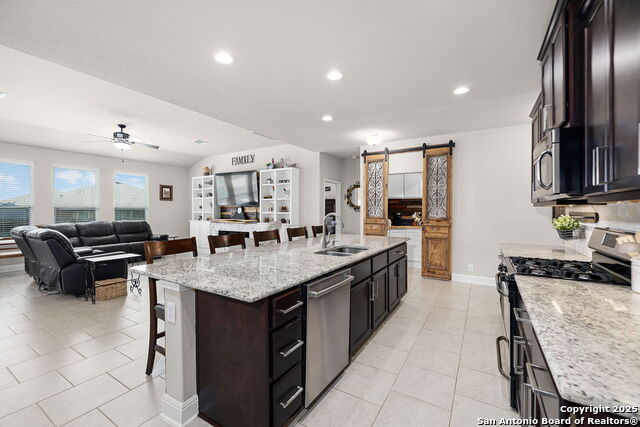 Image 21 of 57 For 124 White Rock