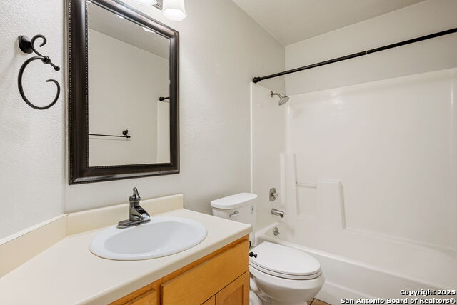 Image 17 of 25 For 3618 Ridge Dawn St.