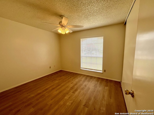 Listing photo id 10 for 7751 Pipers Hl