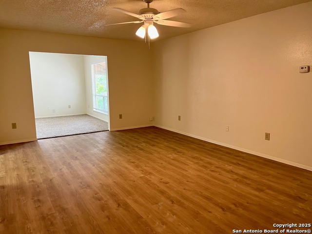Listing photo id 1 for 7751 Pipers Hl