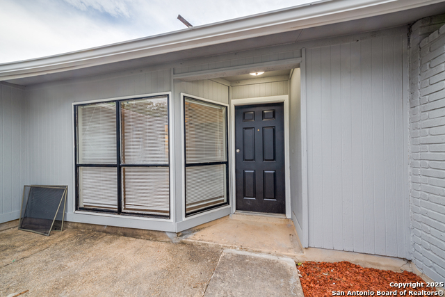 Image 3 of 25 For 9743 Cylburn