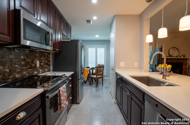 Details for 2255 Thousand Oaks Dr  105, San Antonio, TX 78232