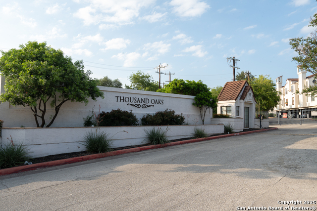 Image 4 of 13 For 2255 Thousand Oaks Dr  105