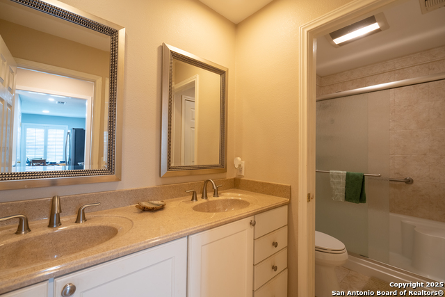 Image 8 of 13 For 2255 Thousand Oaks Dr  105