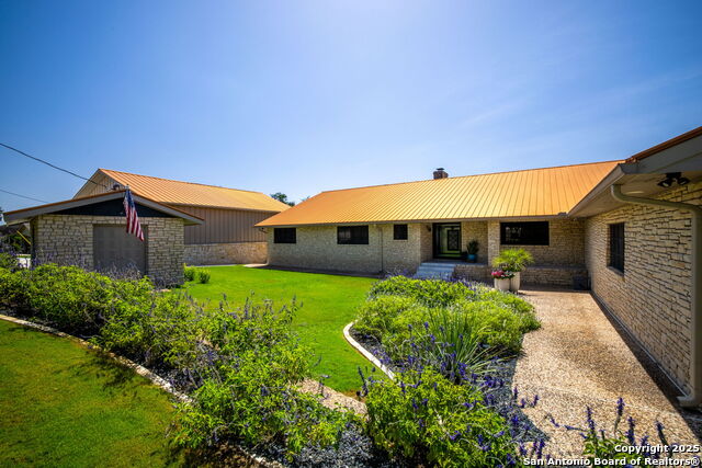 Image 44 of 46 For 800 Military Dr