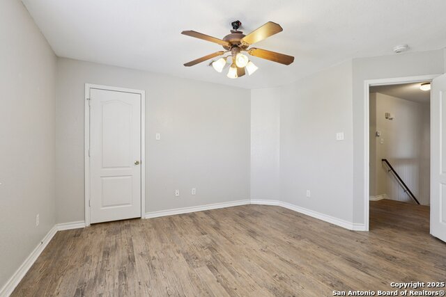 Image 24 of 50 For 26118 Meadowlark Bay
