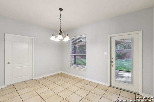 Image 8 of 50 For 26118 Meadowlark Bay
