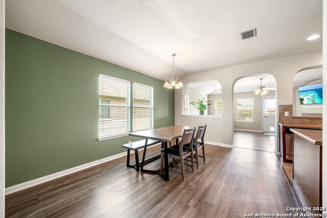 Image 18 of 33 For 8434 Blackstone