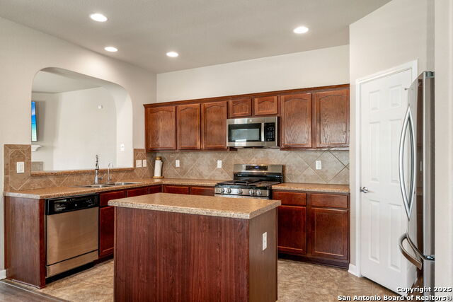 Image 21 of 33 For 8434 Blackstone