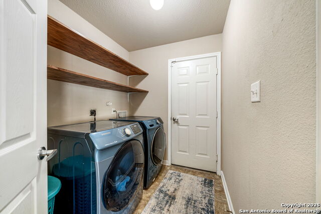 Image 27 of 33 For 8434 Blackstone