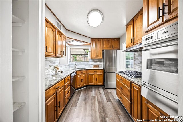 Image 13 of 35 For 706 Serenade Dr