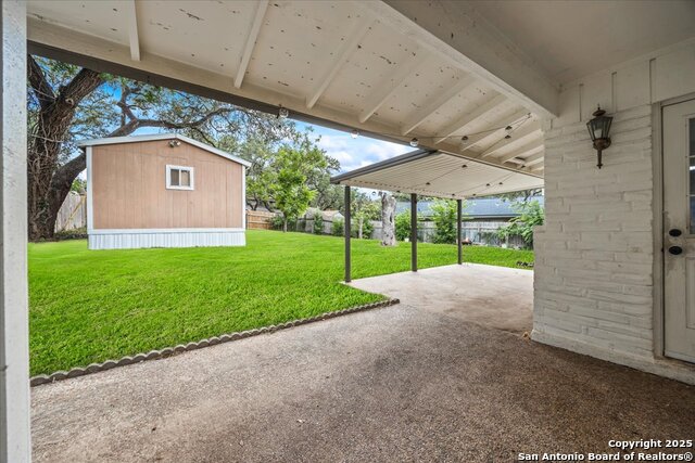 Image 25 of 35 For 706 Serenade Dr