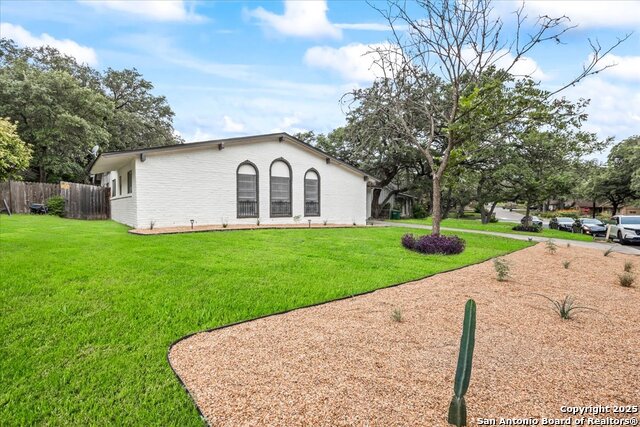 Image 30 of 35 For 706 Serenade Dr