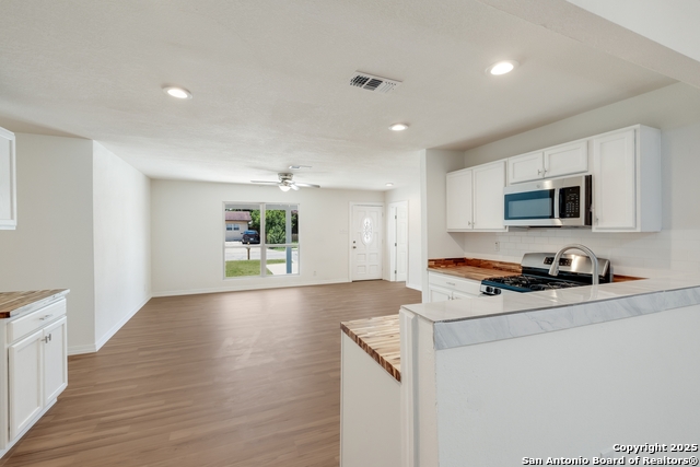 Image 14 of 33 For 6531 Buena Vista St