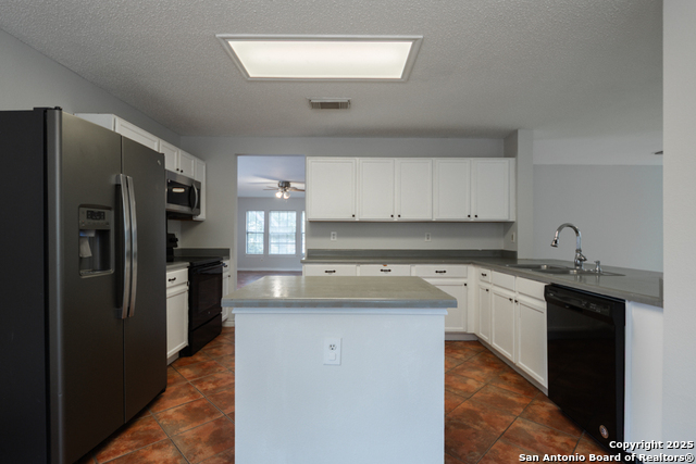 Image 8 of 37 For 2625 Westover View