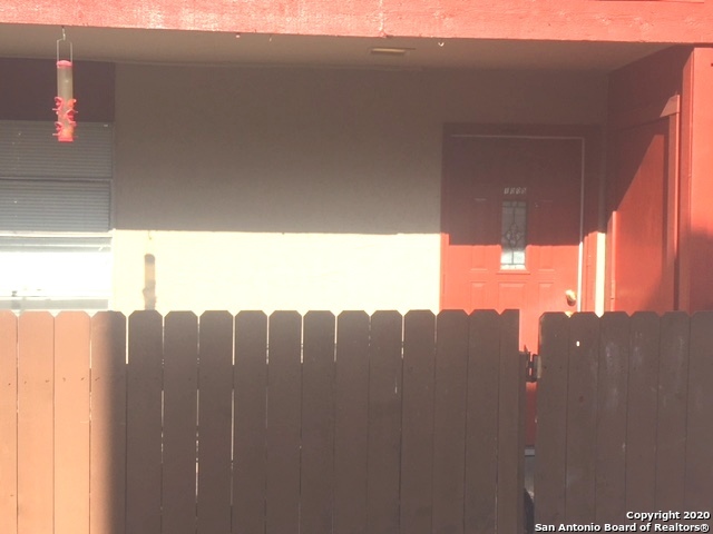 Listing photo id 1 for 3243 Nacogdoches  1005