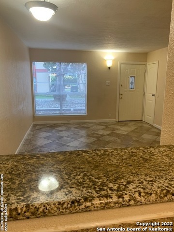 Listing photo id 5 for 3243 Nacogdoches  1005