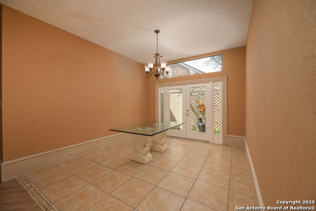 Image 20 of 21 For 2802 Squaw Creek Dr