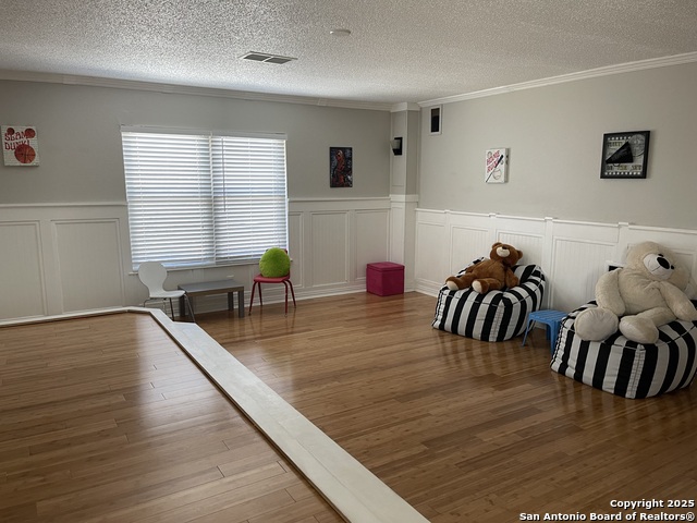 Listing photo id 23 for 5519 Park Lk