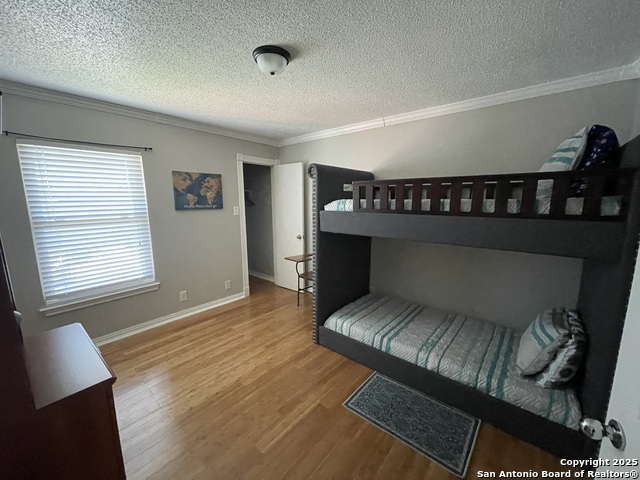 Listing photo id 27 for 5519 Park Lk