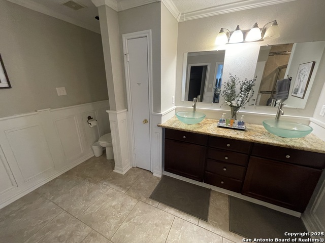 Listing photo id 32 for 5519 Park Lk