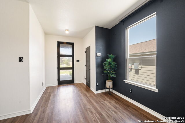 Listing photo id 3 for 11726 Midnight Rain