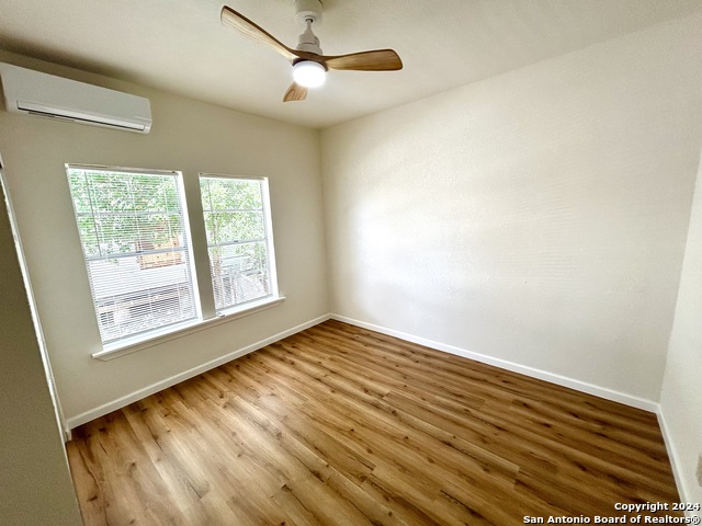 Image 18 of 25 For 616 Gulf Street