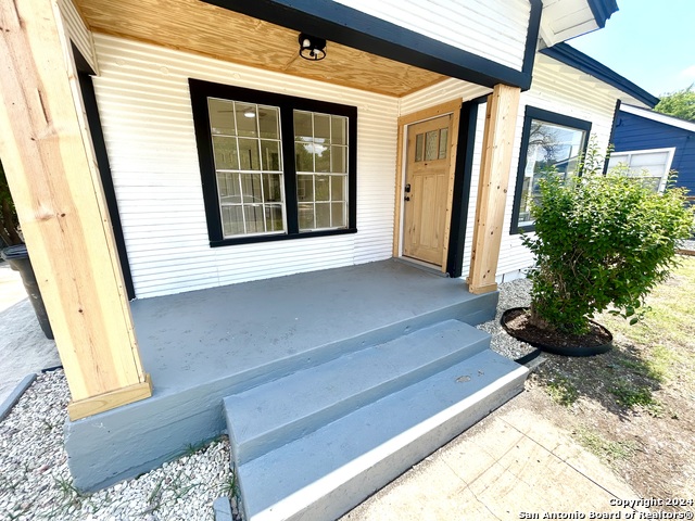 Image 2 of 25 For 616 Gulf Street