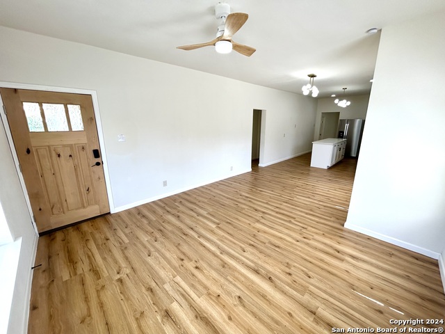 Image 4 of 25 For 616 Gulf Street