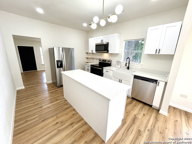 Image 7 of 25 For 616 Gulf Street