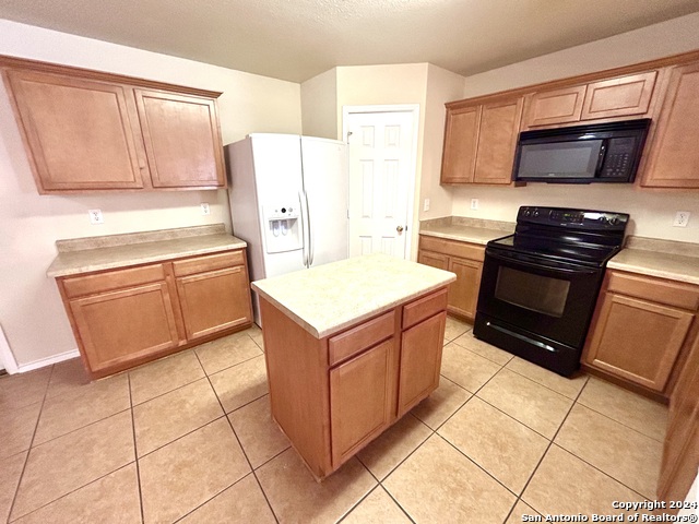 Image 13 of 24 For 10411 Tollow Way