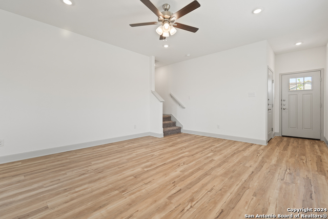 Image 10 of 23 For 7609 Briarwood Pass  102