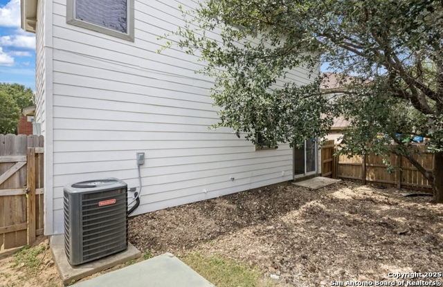 Image 16 of 16 For 139 Agency Oaks