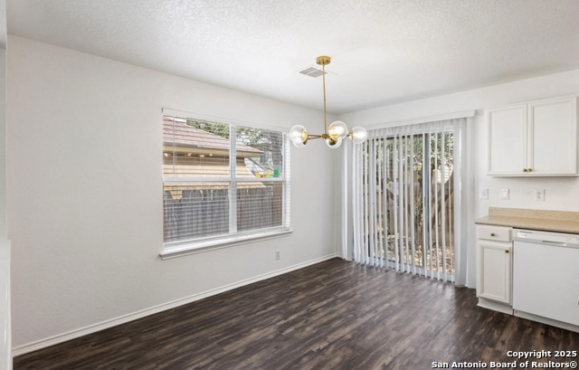 Image 4 of 16 For 139 Agency Oaks